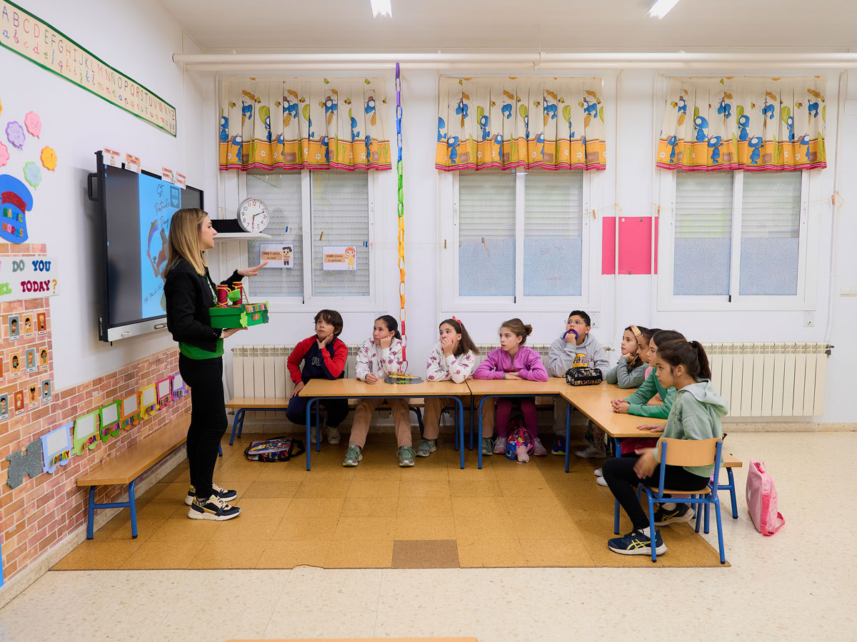 header-teacher-laura-home